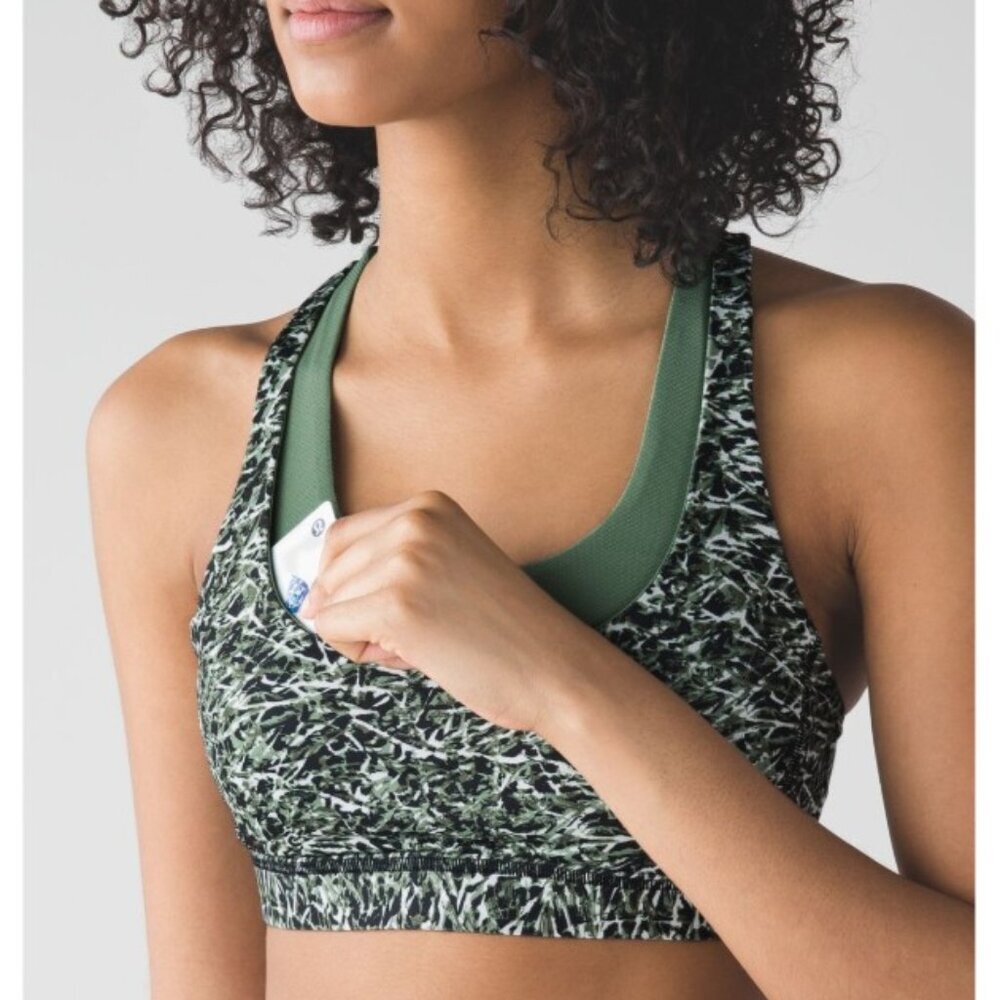 Lululemon Run: Stuff Your Bra Mini Ripple Desert Olive Fatigue Green